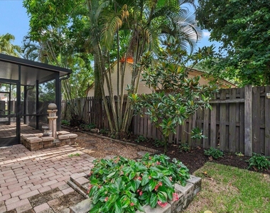 1714 Shoreside Circle - Photo Thumbnail 19