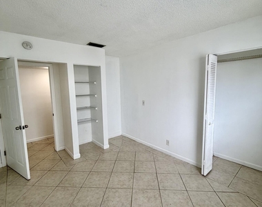 510 24th Avenue N - Photo Thumbnail 12