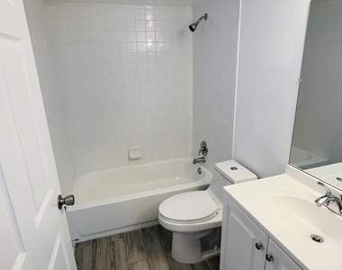 510 24th Avenue N - Photo Thumbnail 9