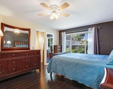 1745 Palm Cove Boulevard - Photo Thumbnail 4