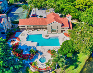 1745 Palm Cove Boulevard - Photo Thumbnail 15