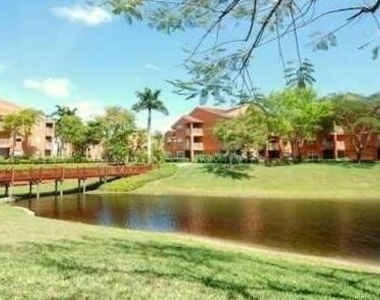 1745 Palm Cove Boulevard - Photo Thumbnail 12