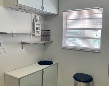2500 Fiore Way - Photo Thumbnail 11