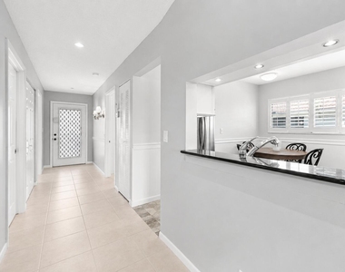 15234 Lakes Of Delray Boulevard - Photo Thumbnail 4