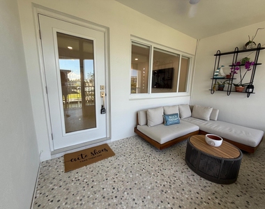 110 Shore Court - Photo Thumbnail 3