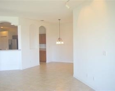 434 N Tangerine Square Sw - Photo Thumbnail 3