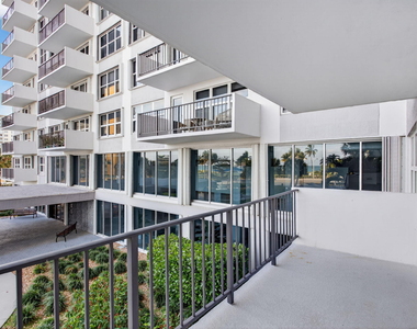 405 N Ocean Boulevard - Photo Thumbnail 31