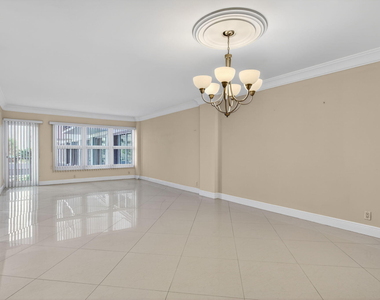 405 N Ocean Boulevard - Photo Thumbnail 4
