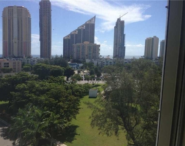 17500 N Bay Road - Photo Thumbnail 2