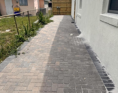 3004 Alice Drive - Photo Thumbnail 5
