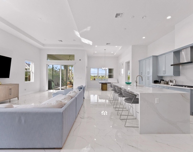 10145 Timber Creek Way - Photo Thumbnail 2