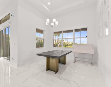 10145 Timber Creek Way - Photo Thumbnail 8