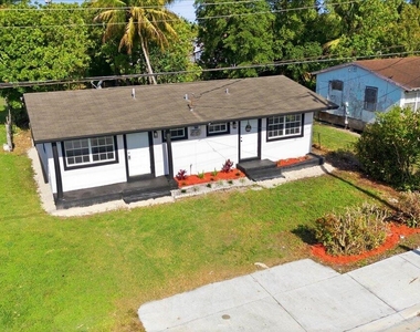 270 Sw 10th Avenue - Photo Thumbnail 1