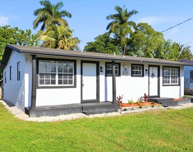 270 Sw 10th Avenue - Photo Thumbnail 3