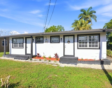 270 Sw 10th Avenue - Photo Thumbnail 2