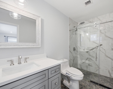 2120 Ne 62nd Court - Photo Thumbnail 20