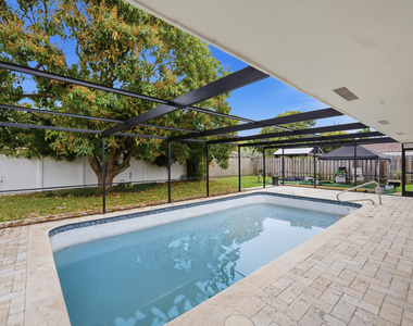 2120 Ne 62nd Court - Photo Thumbnail 25