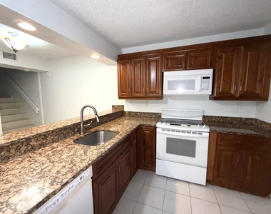 3757 Victoria Drive - Photo Thumbnail 2