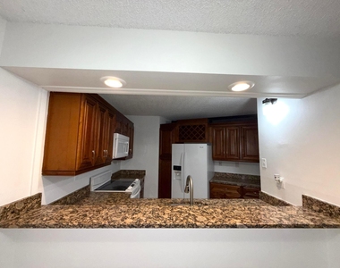 3757 Victoria Drive - Photo Thumbnail 5