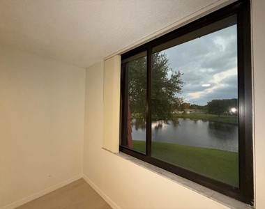 3757 Victoria Drive - Photo Thumbnail 10