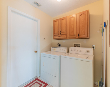 5593 Nw Wesley Road - Photo Thumbnail 38