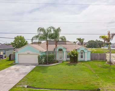 5593 Nw Wesley Road - Photo Thumbnail 7