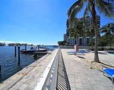 2101 Brickell Avenue - Photo Thumbnail 23