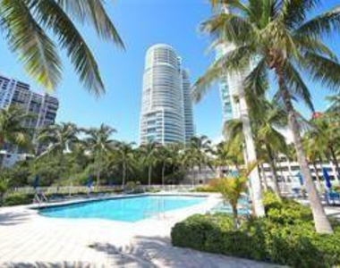 2101 Brickell Avenue - Photo Thumbnail 24