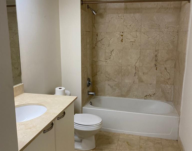 2101 Brickell Avenue - Photo Thumbnail 4