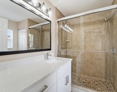 1780 Pierside Circle - Photo Thumbnail 14