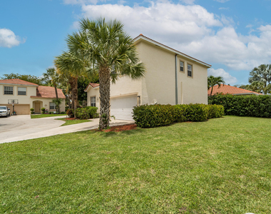 1780 Pierside Circle - Photo Thumbnail 19