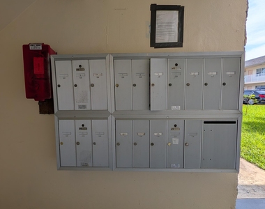 2301 Se 4th Street - Photo Thumbnail 5