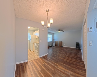 2301 Se 4th Street - Photo Thumbnail 10