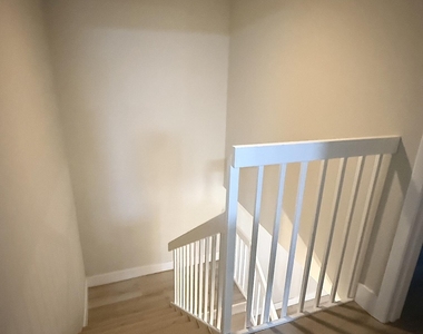205 Charter Way - Photo Thumbnail 13