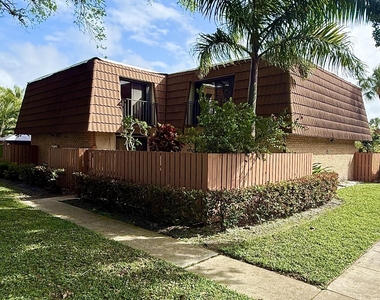 205 Charter Way - Photo Thumbnail 19