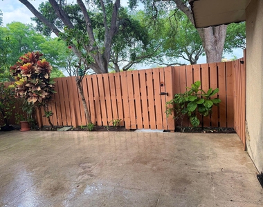 205 Charter Way - Photo Thumbnail 21