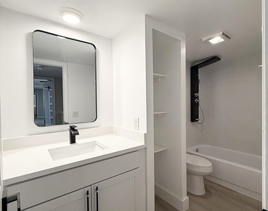 205 Charter Way - Photo Thumbnail 11