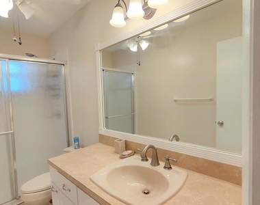 1826 Sw Congress Boulevard - Photo Thumbnail 23