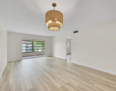 23 Abbey Lane - Photo Thumbnail 6