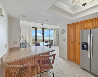 5080 N Ocean Drive - Photo Thumbnail 15
