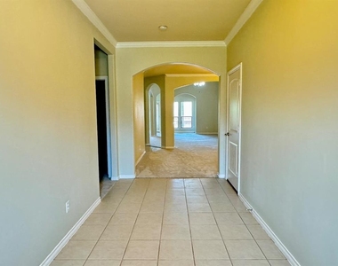 17713 Fruited Plain Lane - Photo Thumbnail 2