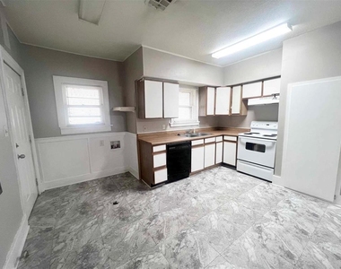 1432 Nw 45th Street - Photo Thumbnail 6