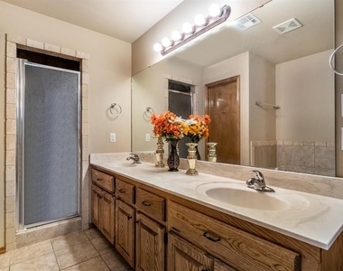 8205 Hillers Road - Photo Thumbnail 13