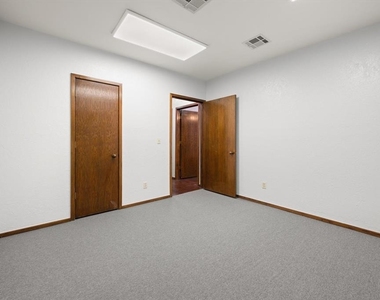 1616 E 19th Street - Photo Thumbnail 11