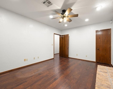 1616 E 19th Street - Photo Thumbnail 13