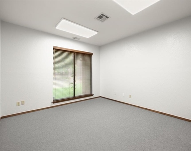 1616 E 19th Street - Photo Thumbnail 10