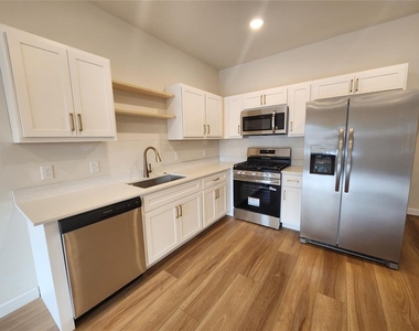 102 Walnut Street - Photo Thumbnail 3
