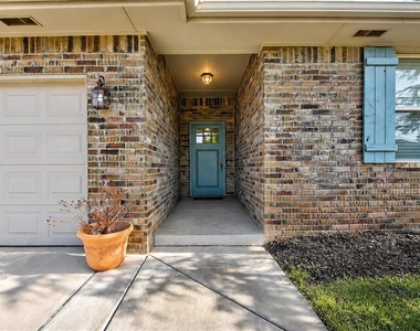 7229 146th Street - Photo Thumbnail 1