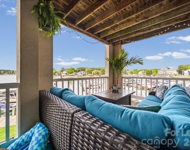 18637 Vineyard Point Lane - Photo Thumbnail 1