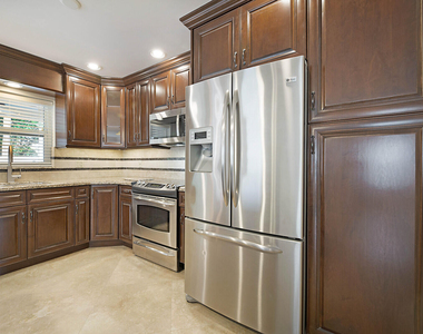 9485 Baritone Court - Photo Thumbnail 18